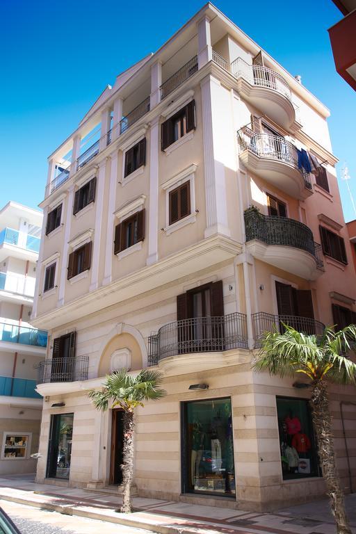 Napolitano Palace Margherita Di Savoia Εξωτερικό φωτογραφία